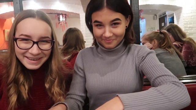 Уронила люксовую косметику | распаковка подарков | др Арины смотреть онлайн