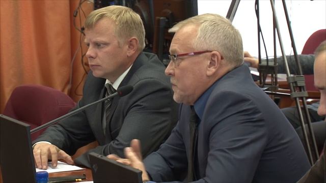 Обсуждение городского бюджета смотреть онлайн