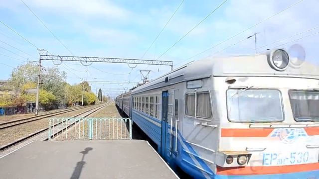 Киев-Днепровский | ЭР9М-530 | № 6917 Нежин - Борщаговка смотреть онлайн
