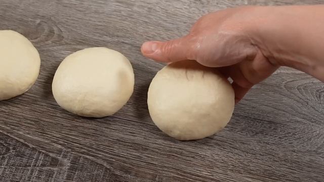 Lepsze niż rogaliki! Dodaj masło do ciasta, a będziesz zachwycony efektem. Babcia uczyła. смотреть онлайн