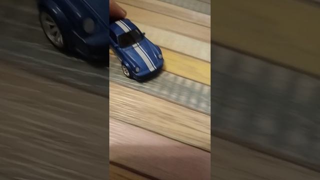 Не дововайте мне руль!