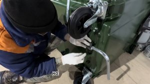 Как собрать педальный мусорный евроконтенер?