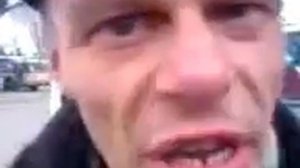 Любыч Берет нож и рэжэт Джоника