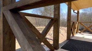 Терраса к дому из дерева на винтовых сваях своими руками. Цена террасы к дому Спб Мск.