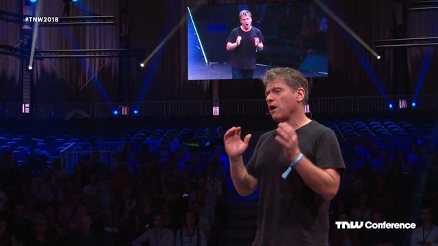 Andrew Keen (The Internet Is Not The Answer) on How to fix the future | TNW Conference 2018 смотреть онлайн