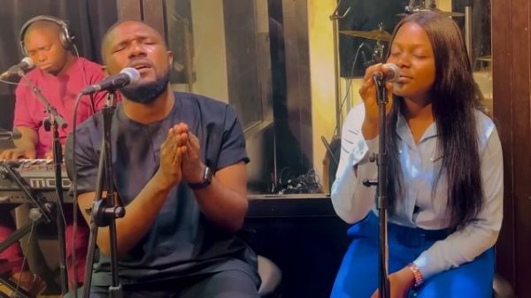 YINKA OKELEYE AND SUNMISOLA AGBEBI DRENCHED IN WORSHIP