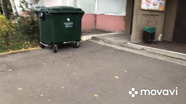Осень в любимой Казани, в образцово-показательных дворах с душевными мелодиями Рустама Валиева смотреть онлайн