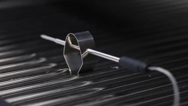 Side Table Thermometer Do More With Your Grill Broil King смотреть онлайн