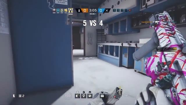Tom Clancy's Rainbow Six® Siege (Valkyrie Ace) смотреть онлайн