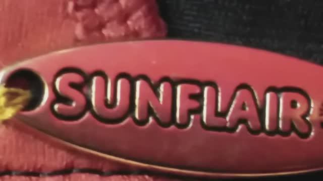 СЕКОНД . ПЕРВЫЙ ДОРОГОЙ КУПАЛЬНИК ОТ SUNFLAIR (27000). ПЛАТЬЕ - ДЖУНГЛИ. ЮБКА - ГОДЕ. МОИ НАХОДКИ.