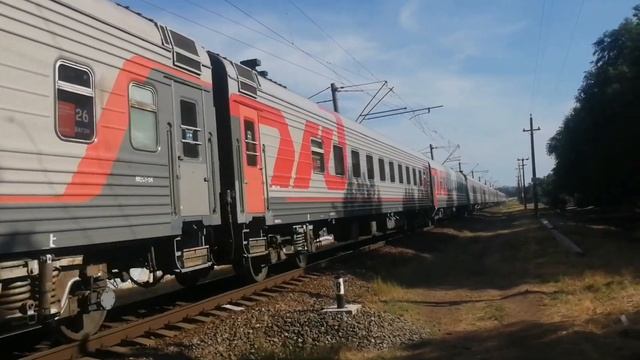 Электровоз ЭП1П 030 с поездом №470С Новороссийск-Саратов. смотреть онлайн