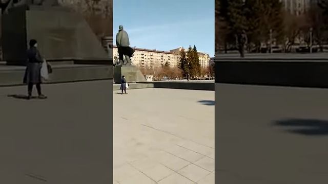 Центр Новосибирска 05.04.2020 г. Люди устали сидеть в домах. :) смотреть онлайн