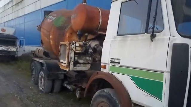 молодой шофёр... ( размышления, мысли, философия) смотреть онлайн