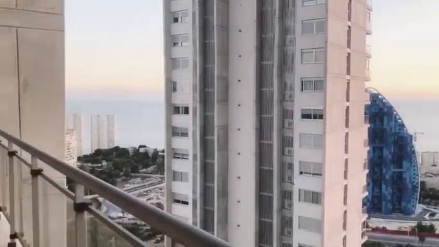 Прекрасная квартира в городе Бенидорм на пляже Плайя Пониенте ID 05-134 смотреть онлайн