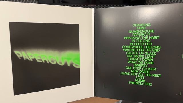 Linkin Park - Papercuts (Black & Red Splatter Vinyl) - Распаковка и обзор виниловой пластинки смотреть онлайн