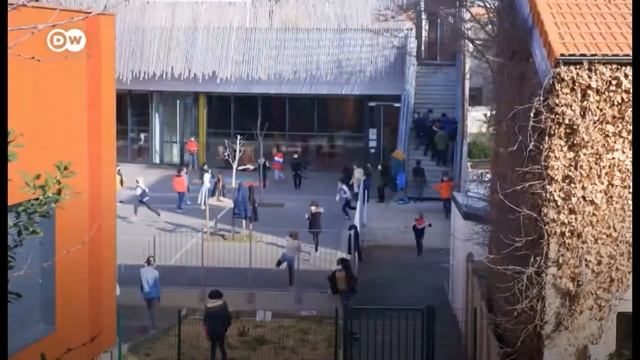 Incestul în Franța - Zidul tăcerii se prăbușește смотреть онлайн