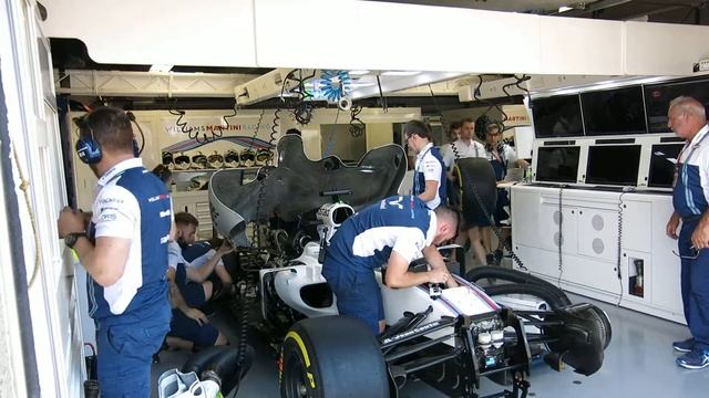 On the Williams Martini Racing pit lane смотреть онлайн