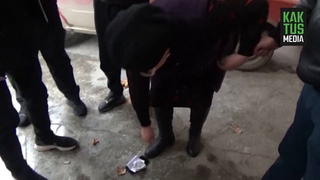Задержание сотрудников Араванского филиала ГУ "Кадастр" смотреть онлайн