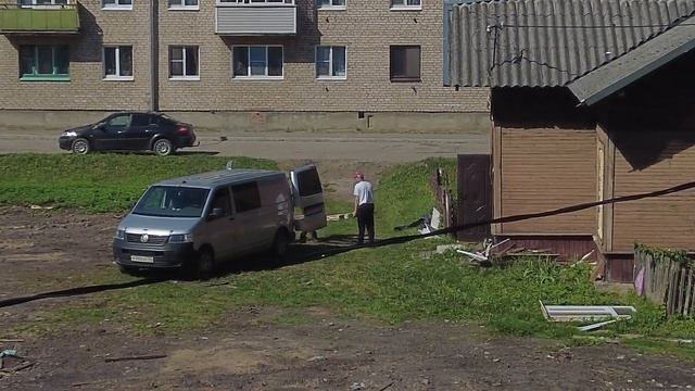 Новосокольники Преображение Нашего Двора Будет Продолжено съезжает последний житель барака 2022 смотреть онлайн