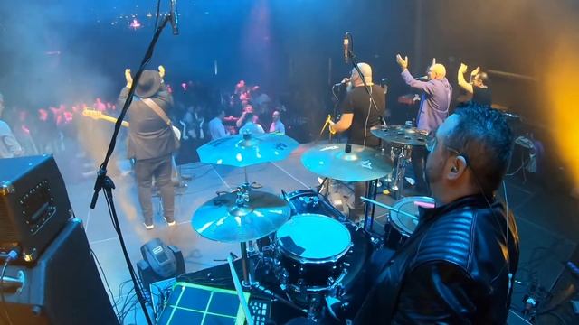 Акага в клуб "Music Jam" смотреть онлайн