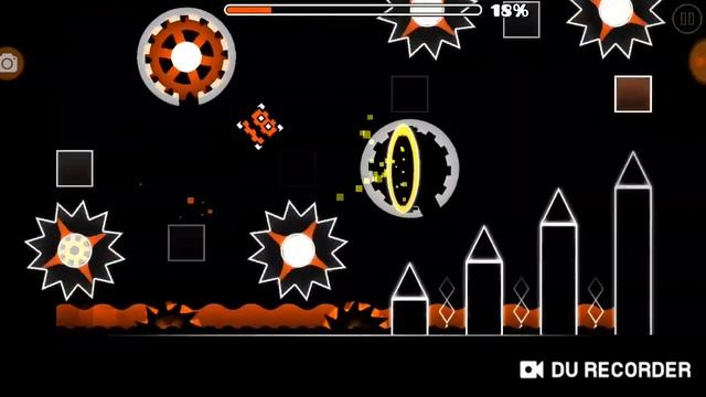 Я играю в геометрию даш????! смотреть онлайн