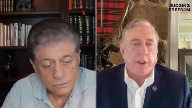 Ukraine War & Nukes Moving Around - Col Doug Macgregor смотреть онлайн