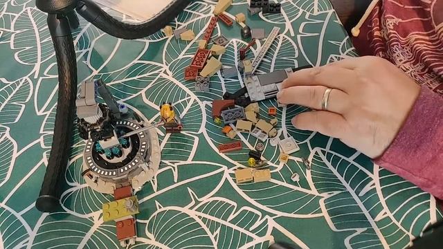 Lego Speed Build #11 Lego The Armorer's Mandalorian Forge 75319 смотреть онлайн