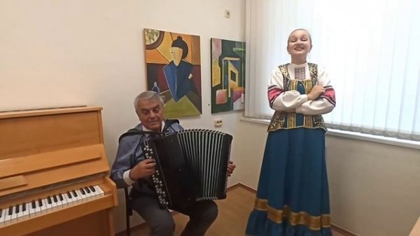 Тютюнник Анастасия. Русская народная песня "Не ухаживаю я"