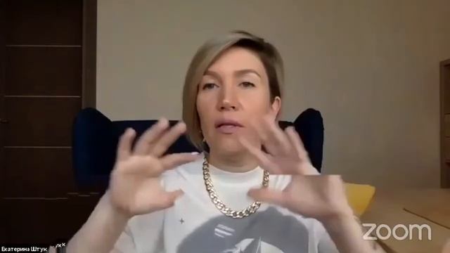 Как кормить ребенка в слинге? смотреть онлайн