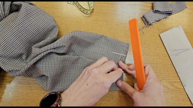 Бомбер из ткани.Часть 7 смотреть онлайн