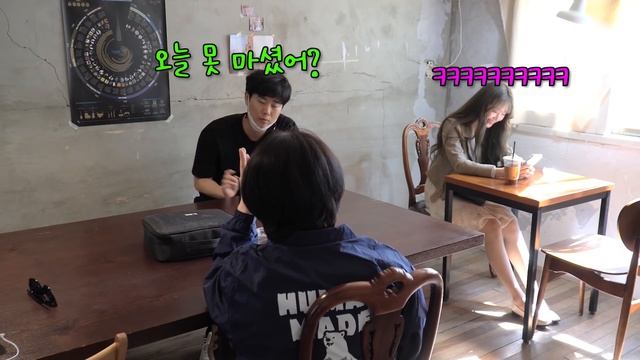 [몰카][SUB] 연예인급 청순미녀에게 채찍으로 때려달라고 했더니 반응이ㅋㅋ이런남자가 좋다고?ㅋㅋ Korean prank lmao смотреть онлайн