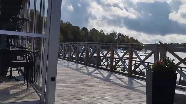 Нужен спасательный круг. #Lifeinparadise смотреть онлайн