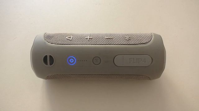 У JBL FLIP 4 батарея говно! Работает 5 мнут и дохнет! смотреть онлайн