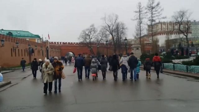 прекрасный день в Кремле Москва. часть 3 смотреть онлайн
