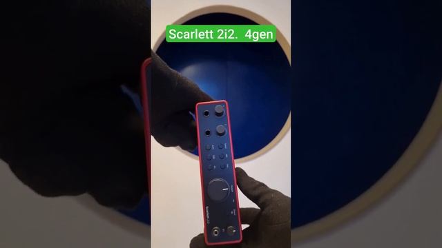 Focusrite scarlett 2x2 4gen продаю новая. смотреть онлайн