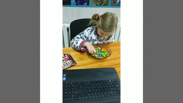 Испытания сладостями / эксперимент на ура смотреть онлайн