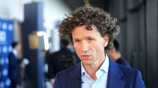 Remaining questions regarding the use of front-line CDK4/6 inhibitors in breast cancer смотреть онлайн