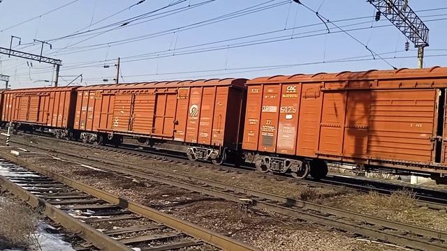 Тепловоз ТЭЗЗА-0221 С грузовым Унивирсальный крытый вагонами Станция Алматы-1Жд Хроника-КТЖ смотреть онлайн