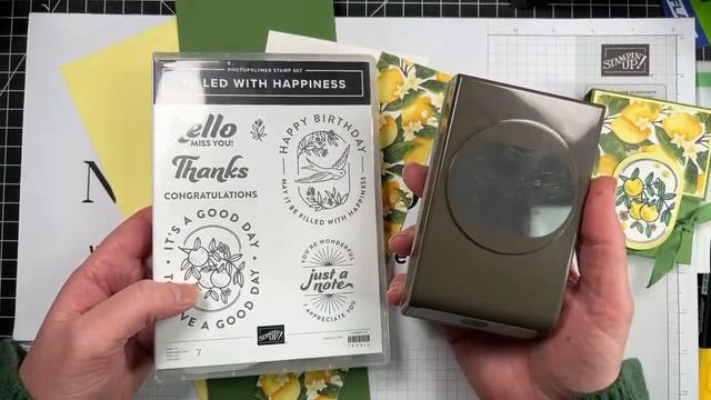 Creating a Freddo Frog Treat Box with NEW and Retiring Products! смотреть онлайн