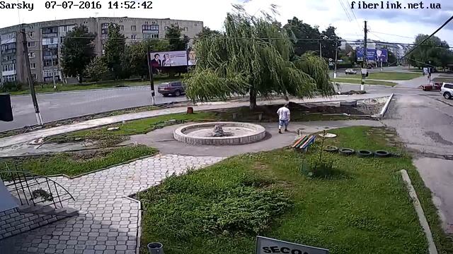 Онлайн камера Офіс FiberLink - фонтан м. Гадяч смотреть онлайн