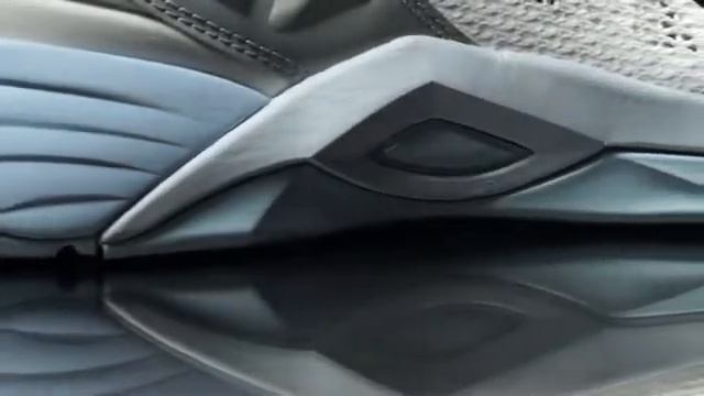 WAVE MOMENTUM SHOE смотреть онлайн
