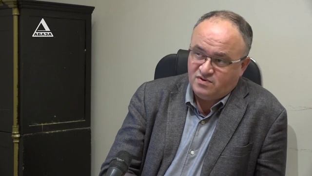В Абхазии состоялось заседание комиссии по конституционной реформе смотреть онлайн