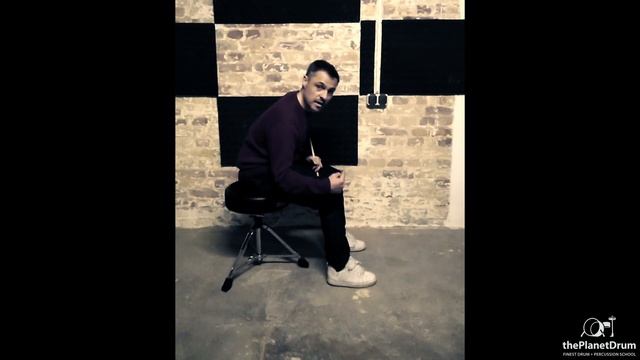 Die richtige Sitzhaltung am Schlagzeug mit Agustin! смотреть онлайн