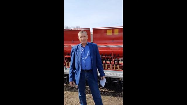 Н. Гнусёнков о семенах и новой сеялке в хозяйстве И.Р. Аминова смотреть онлайн