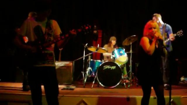 The Fretz-The People смотреть онлайн