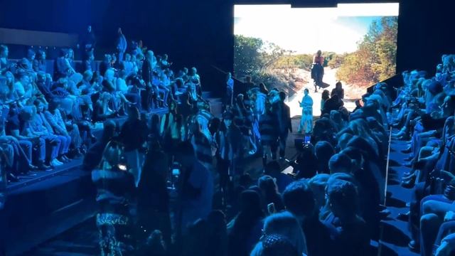 МОСКОВСКАЯ НЕДЕЛЯ МОДЫ В МАНЕЖЕ смотреть онлайн