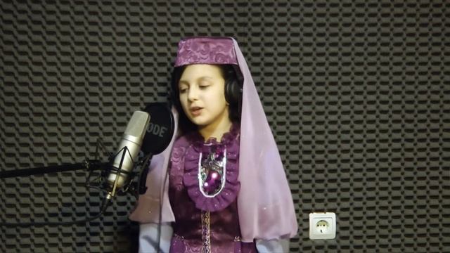 Амина на записи в ES Music Studio - ТУГАН ТЕЛ смотреть онлайн