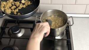 Суп-пюре из картофеля и шампиньонов  Как сварить грибной суп пюре из шампиньонов с картошкой