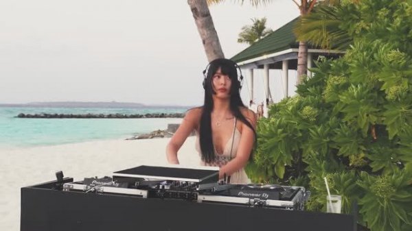 YOUNA - Melodic Techno & Progressive House DJ Mix 08 @ Siyam World I Maldives