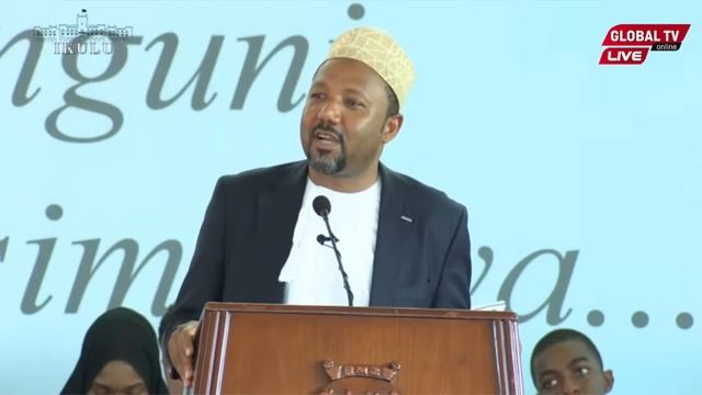 MTOTO wa MZEE MWINYI AMWAGA MACHOZI - AMLIZA HADI KAKA'KE RAIS MWINYI - "HAKUWAHI KUUMWA KABLA"... смотреть онлайн